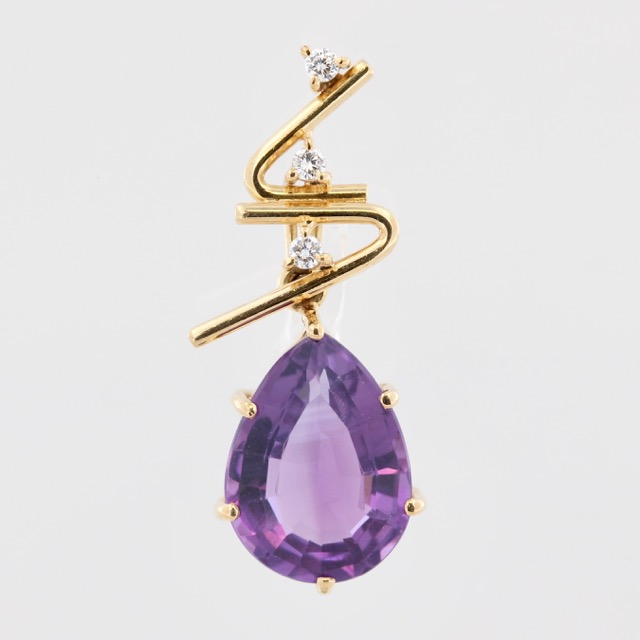 Lot 1047